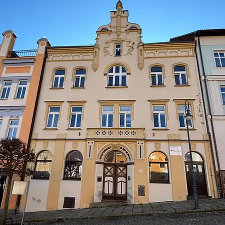Na Náměstí *